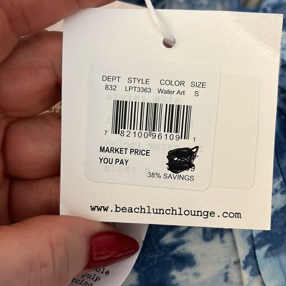 BeachLunchLounge Top Blouse NWT V-neck Ruffles Water Color Blue Small - Picture 9 of 12